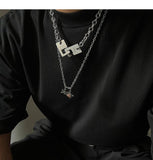 Coverwin Dice Pendant Necklace