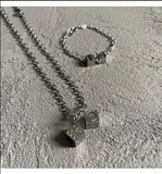 Coverwin Dice Pendant Necklace