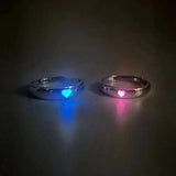 Coverwin 2Pcs Fashion Blue Luminous Star Couple Ring Glow In Dark Fluorescent Zircon Ring Women Men Adjustable Finger Rings Jewelry Gifts